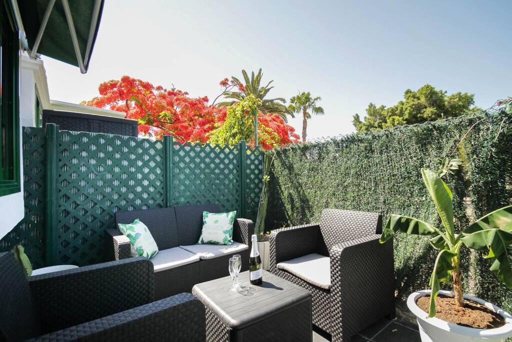 Cozy & Modern Bungalow W/Private Garden Bbq+Wifi มาสปาโลมาส ภายนอก รูปภาพ